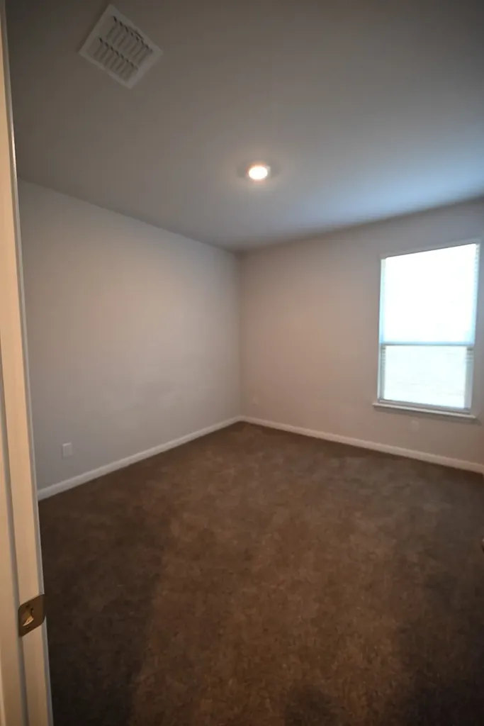 121 Hollytree Lane Boyd TX 76023