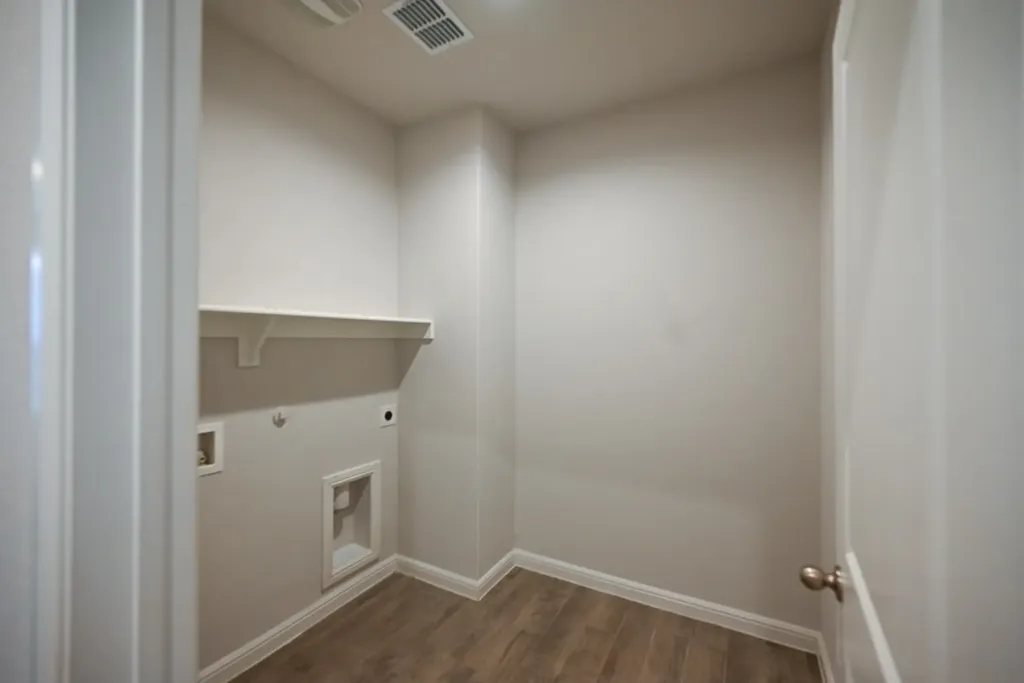 121 Hollytree Lane Boyd TX 76023