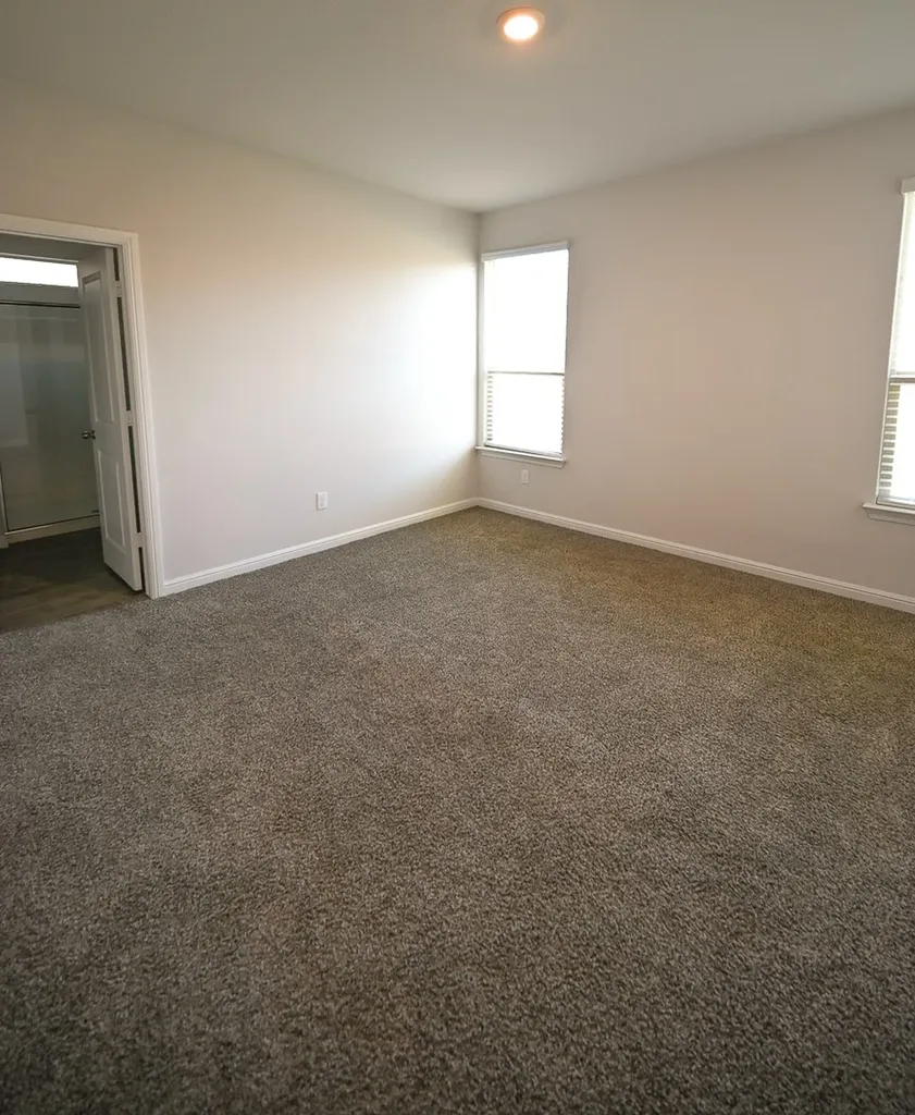 121 Hollytree Lane Boyd TX 76023