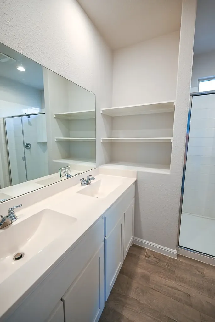 121 Hollytree Lane Boyd TX 76023