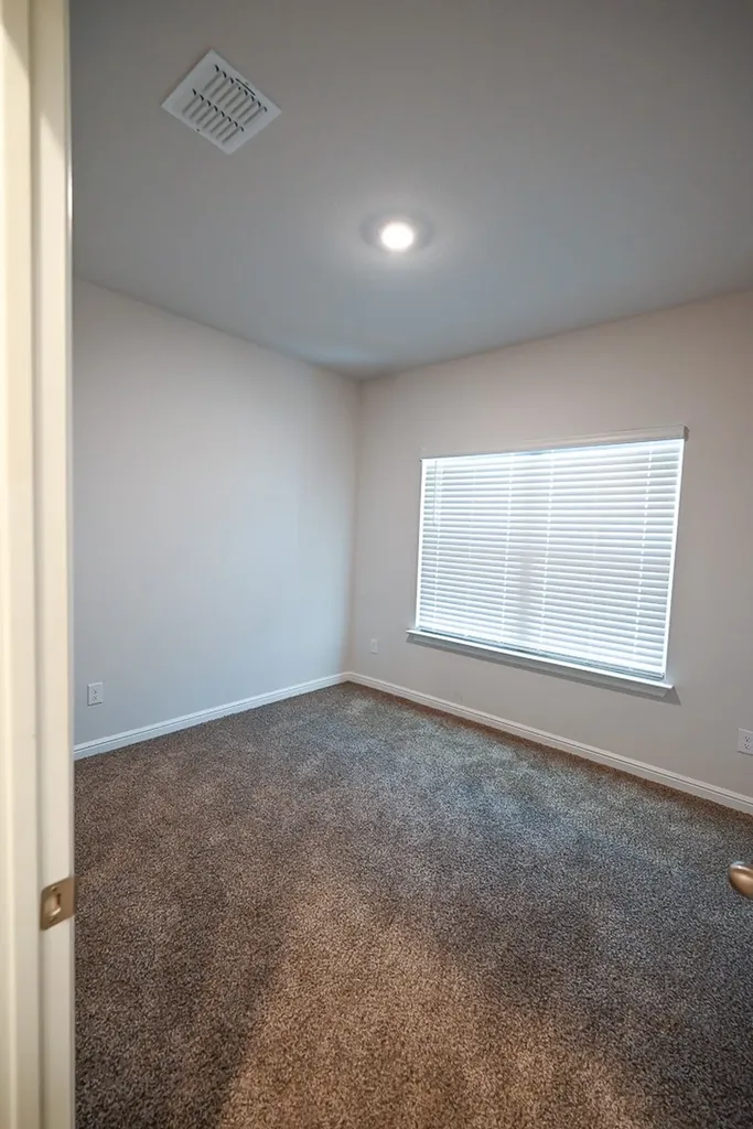 121 Hollytree Lane Boyd TX 76023