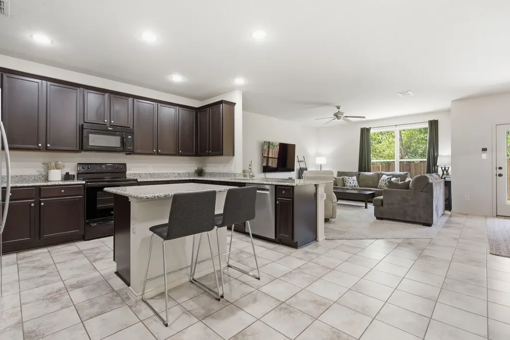 5005 Marina Drive Denton TX 76208