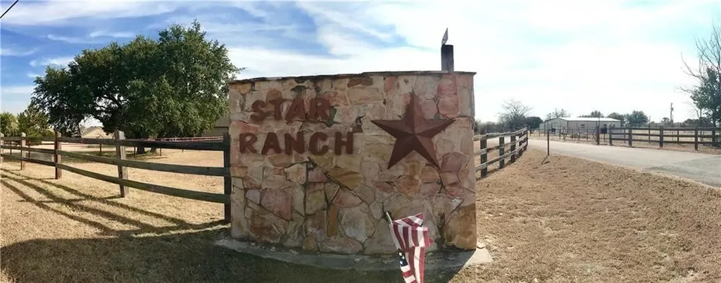 208 Star Ranch Drive Whitney TX 76692