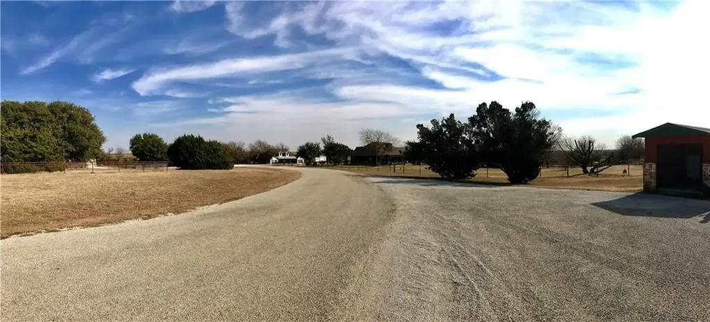 208 Star Ranch Drive Whitney TX 76692
