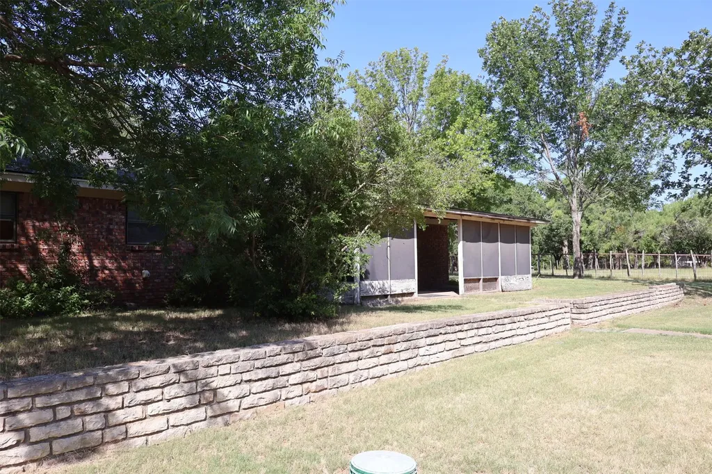4315 Waples Road Granbury TX 76049
