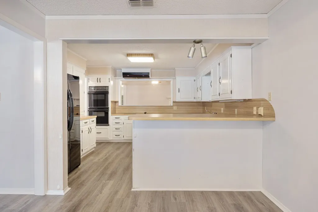 504 Woodland Hills Drive Tyler TX 75701
