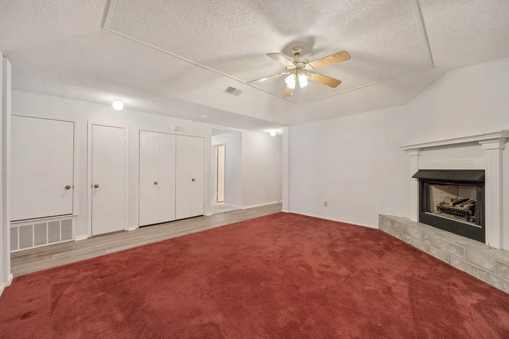 504 Woodland Hills Drive Tyler TX 75701