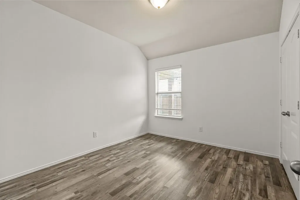 4716 Meadow Green Trail Fort Worth TX 76244