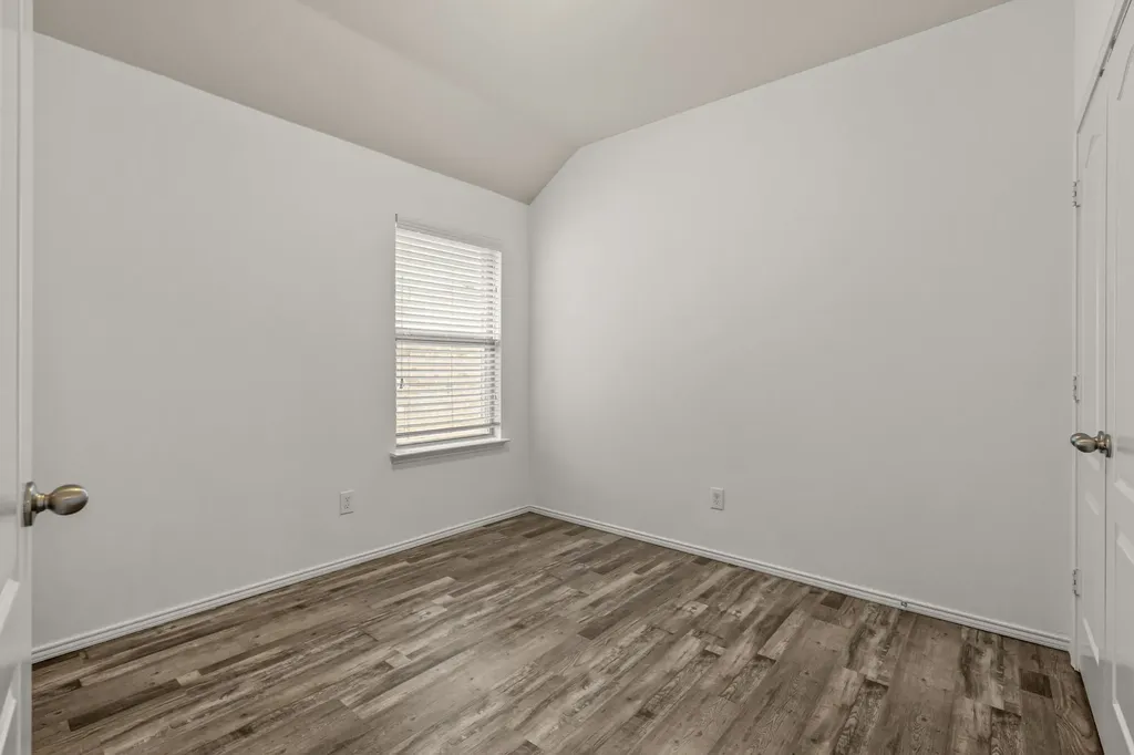 4716 Meadow Green Trail Fort Worth TX 76244