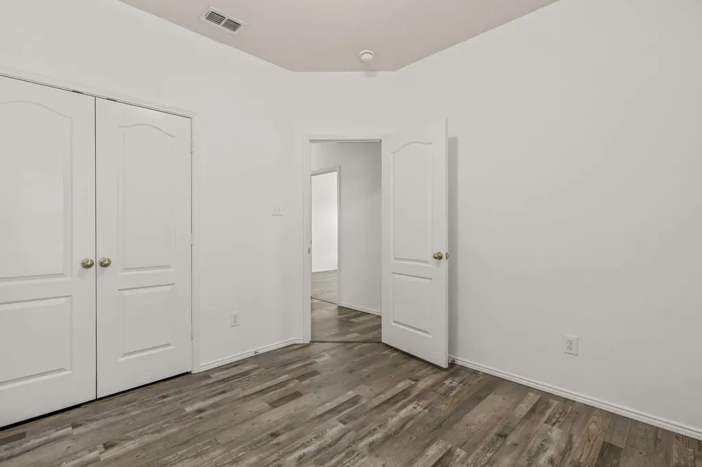 4716 Meadow Green Trail Fort Worth TX 76244