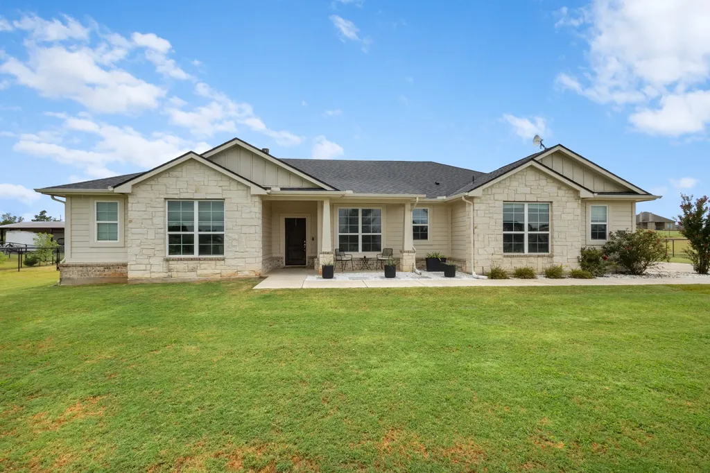 170 Spring Creek Circle Paradise TX 76073