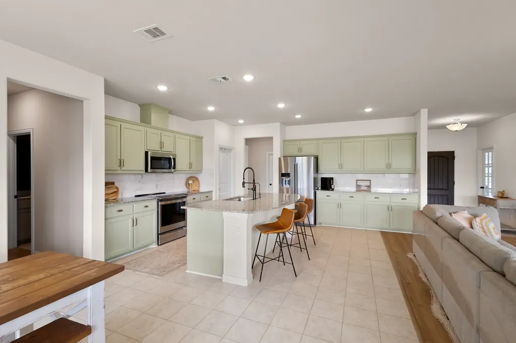 170 Spring Creek Circle Paradise TX 76073