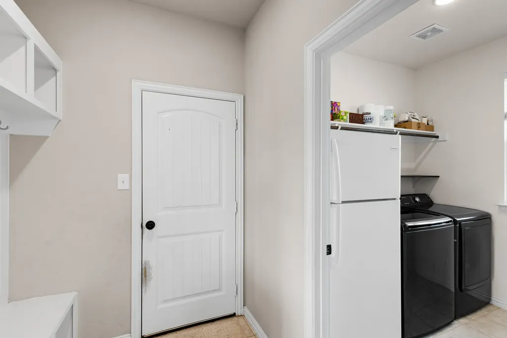 170 Spring Creek Circle Paradise TX 76073