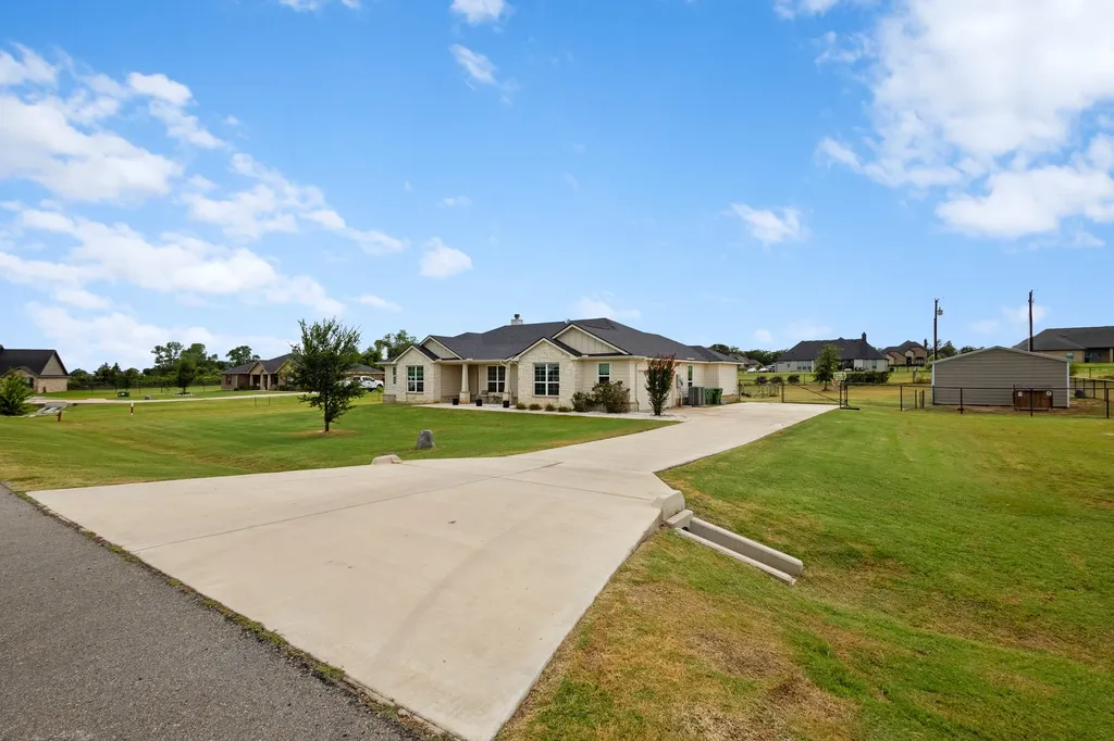170 Spring Creek Circle Paradise TX 76073