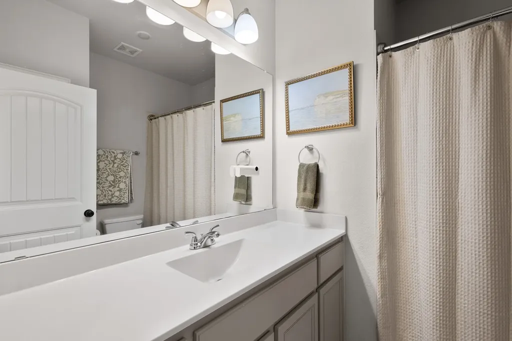 170 Spring Creek Circle Paradise TX 76073