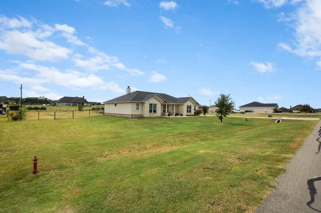 170 Spring Creek Circle Paradise TX 76073