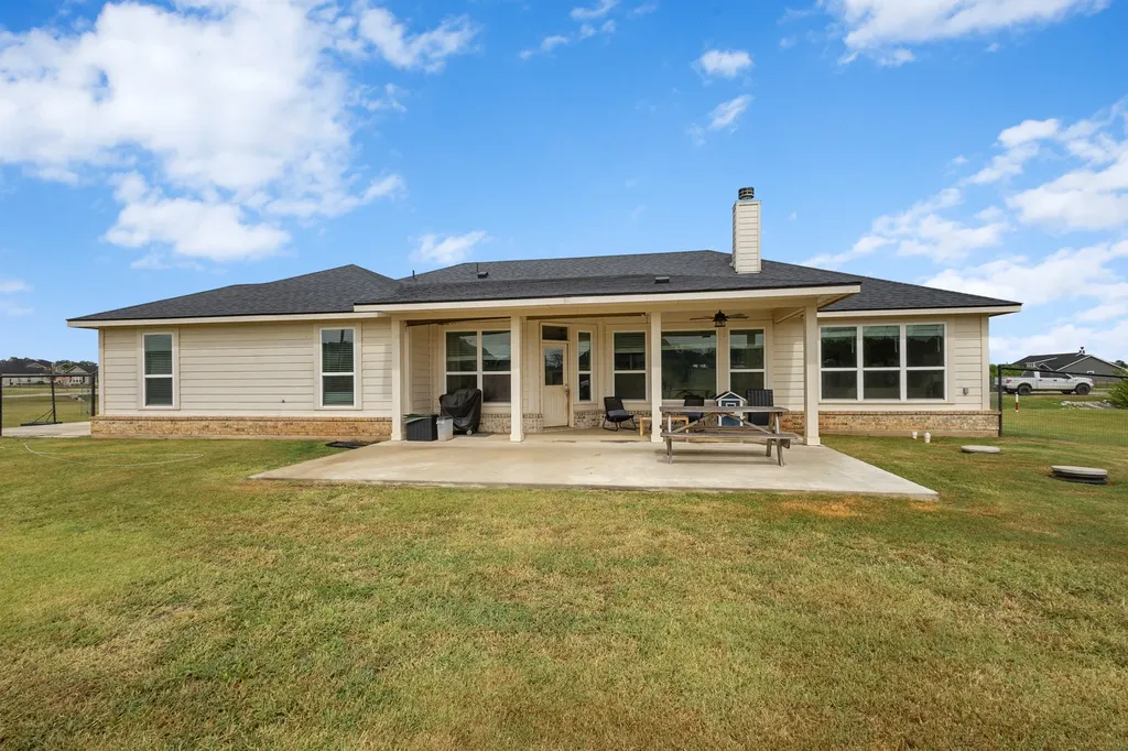 170 Spring Creek Circle Paradise TX 76073