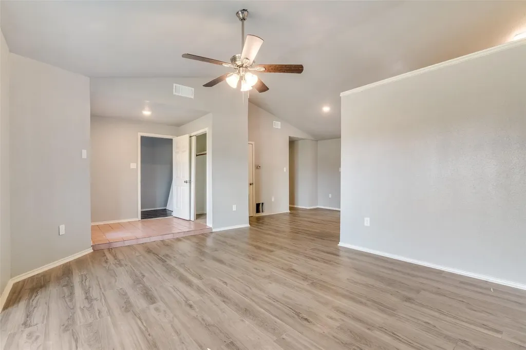 320 Egret Circle East Tawakoni TX 75472