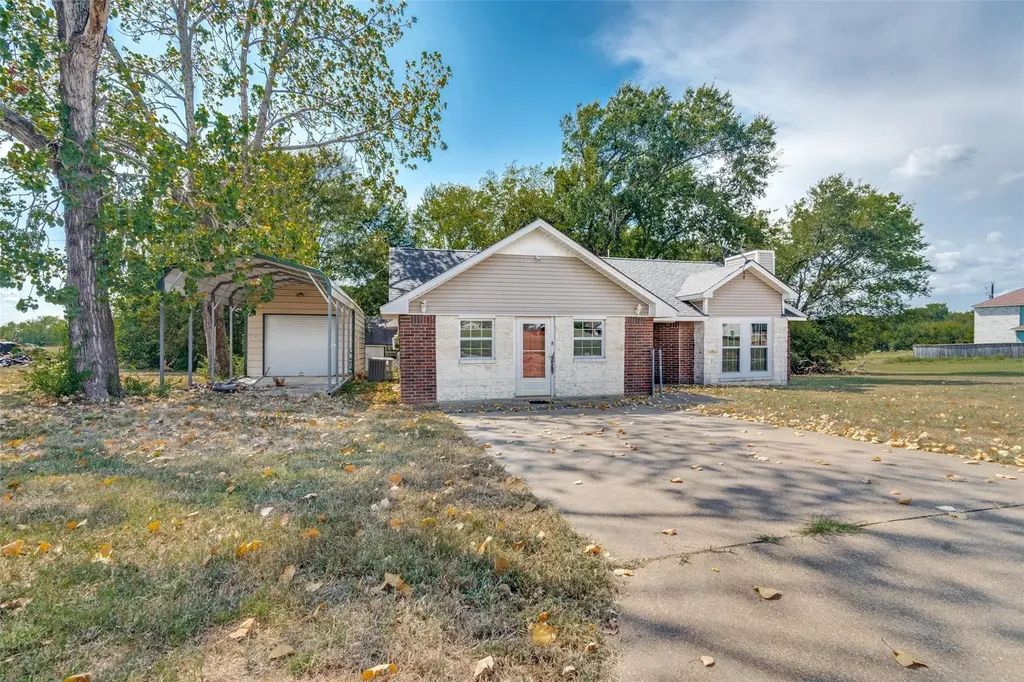 320 Egret Circle East Tawakoni TX 75472