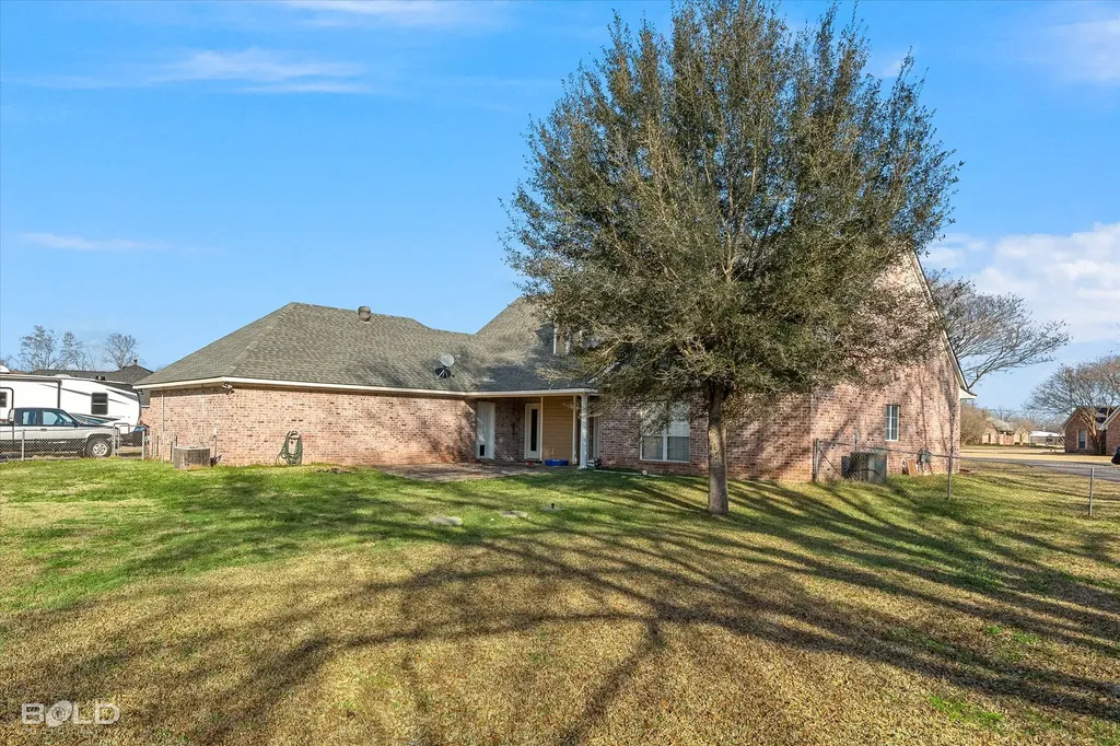 175 Rye Circle Bossier City LA 71112