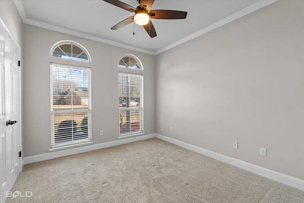 175 Rye Circle Bossier City LA 71112