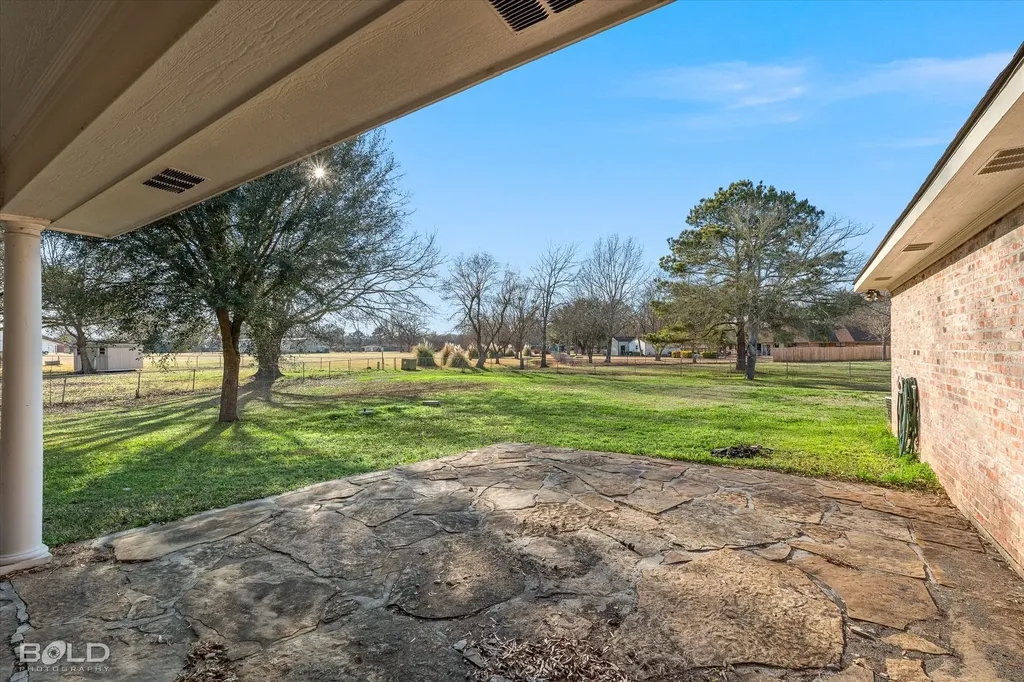 175 Rye Circle Bossier City LA 71112