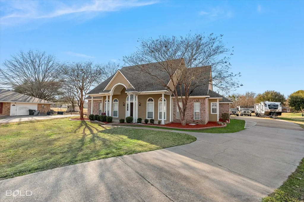 175 Rye Circle Bossier City LA 71112