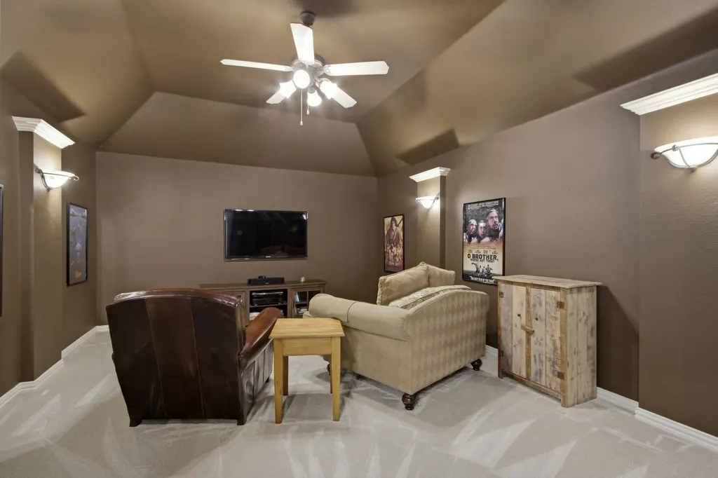 8504 Jefferson Way Lantana TX 76226
