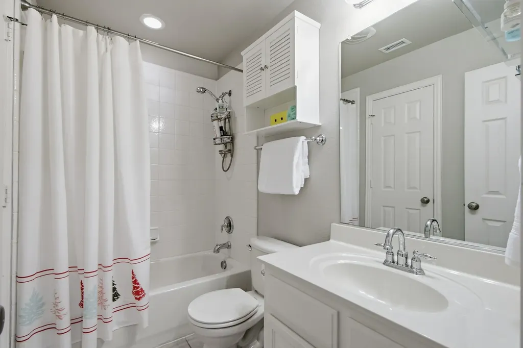 8504 Jefferson Way Lantana TX 76226
