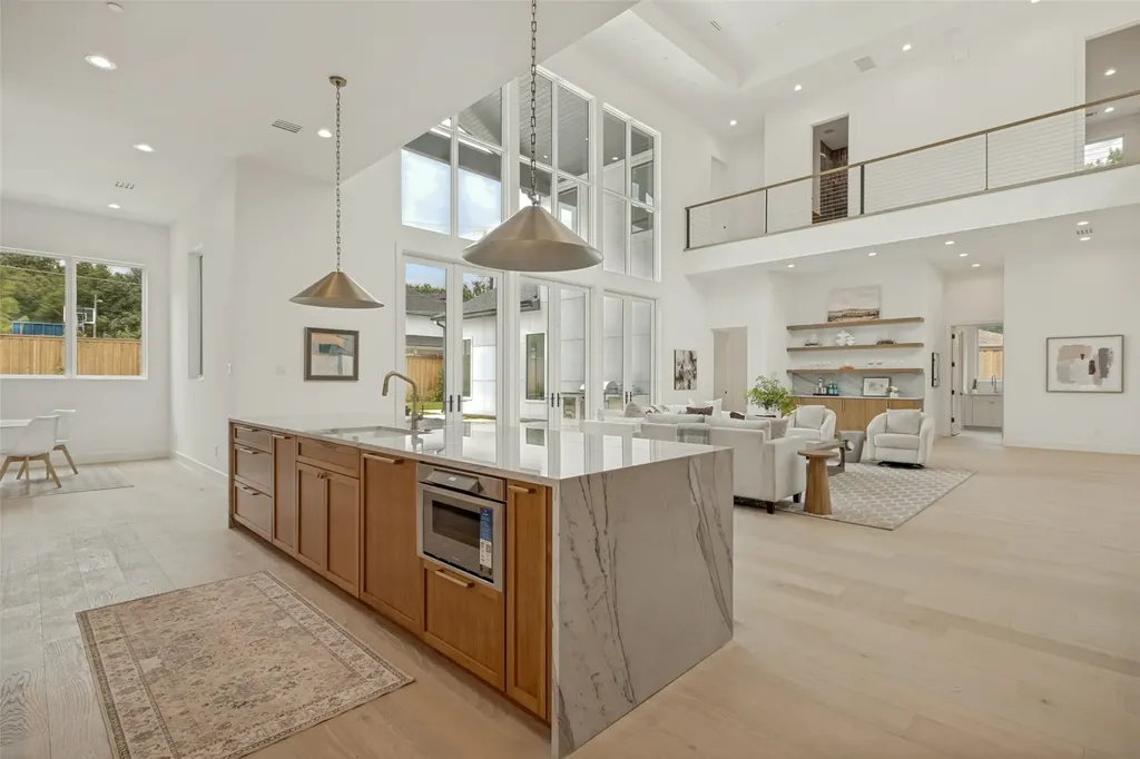 6633 Greenwich Lane Dallas TX 75230