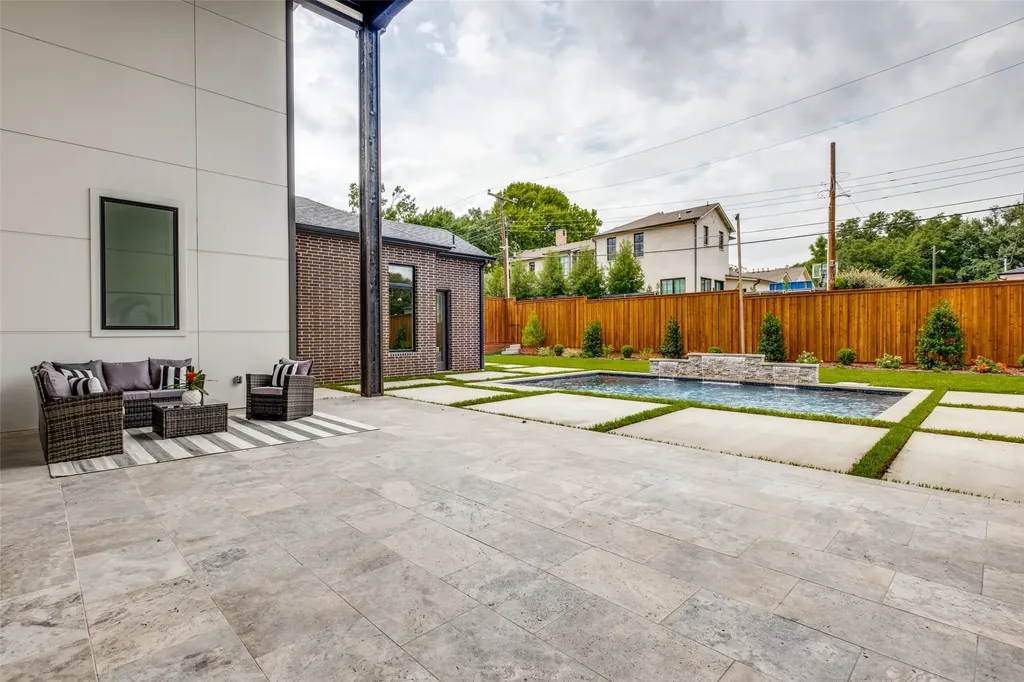 6633 Greenwich Lane Dallas TX 75230