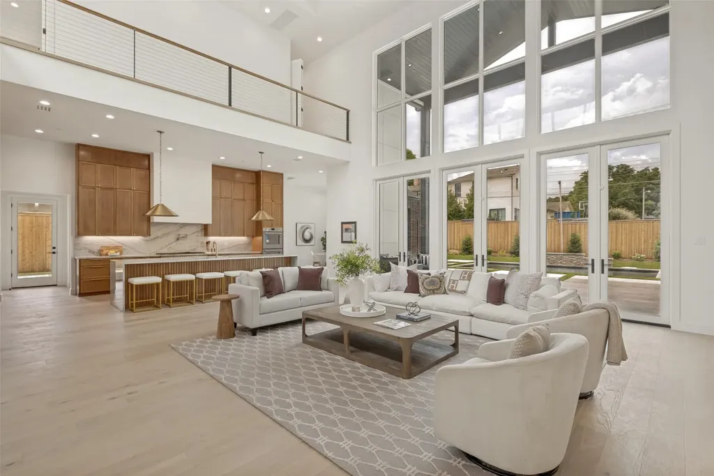 6633 Greenwich Lane Dallas TX 75230
