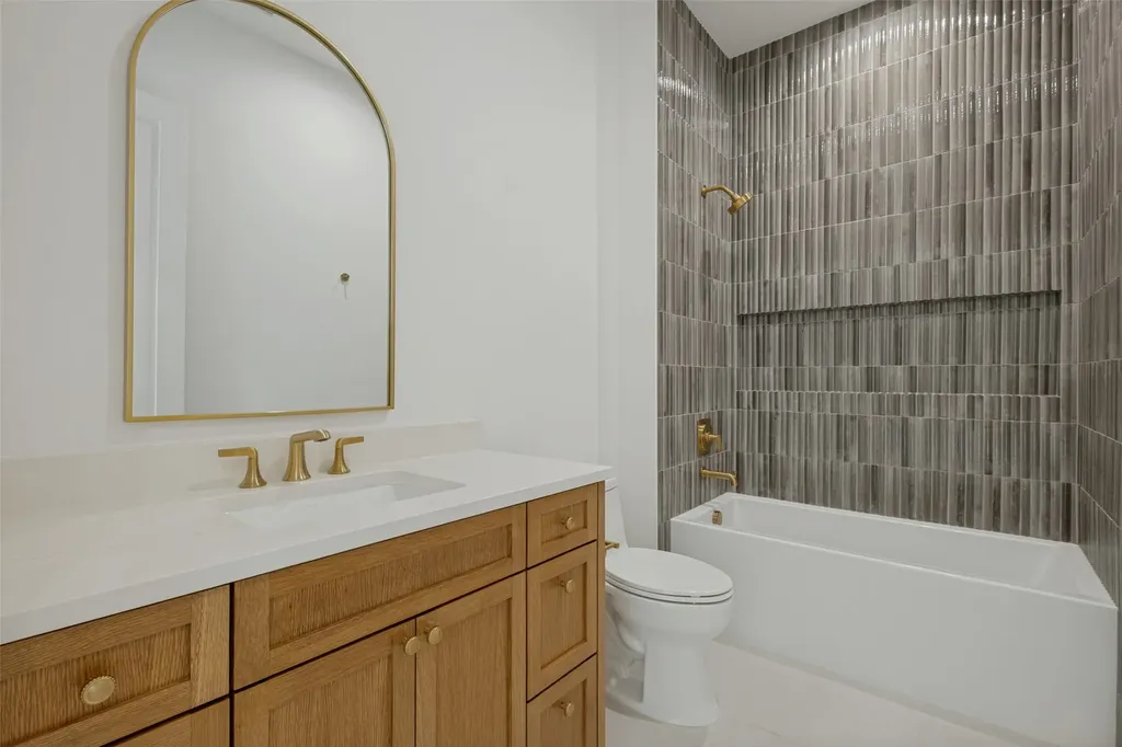 6633 Greenwich Lane Dallas TX 75230