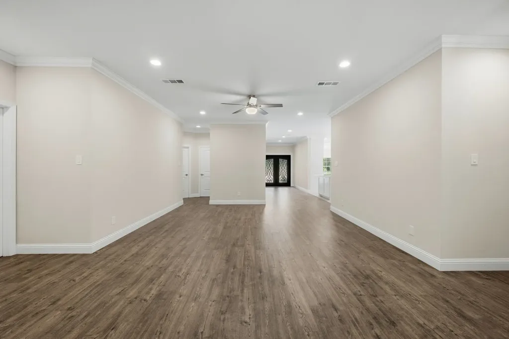 899 E Jefferson Street Van Alstyne TX 75495