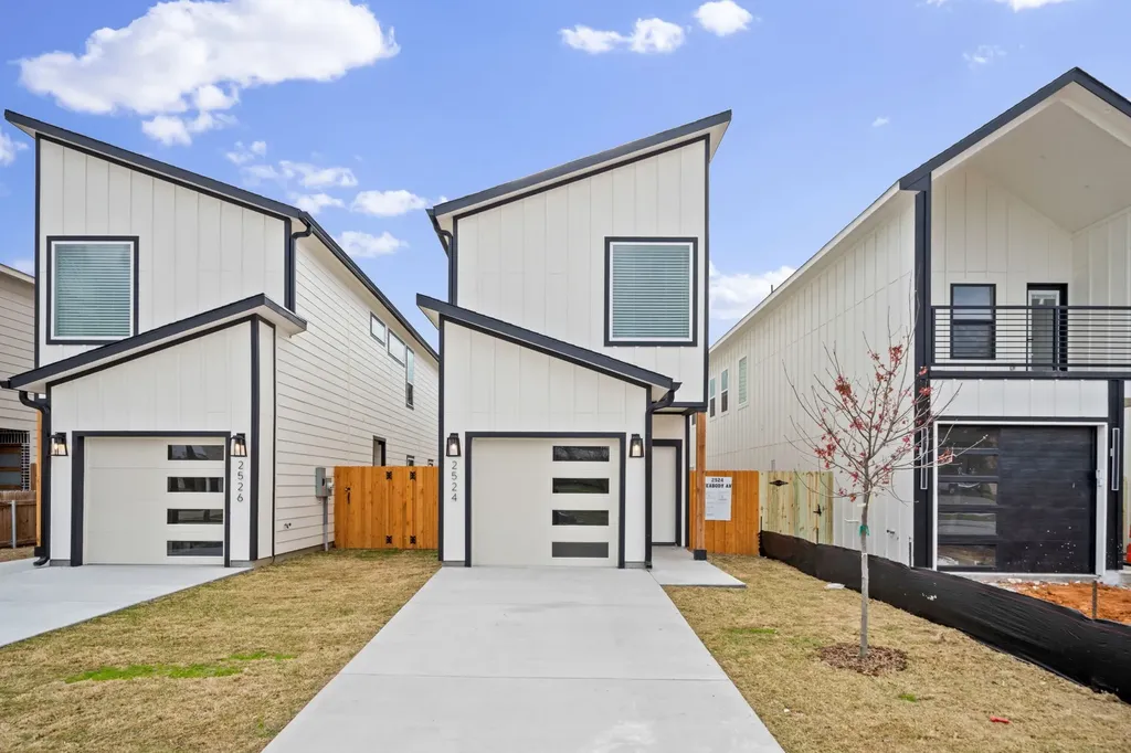 2524 Peabody Avenue Dallas TX 75215