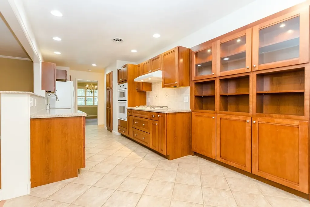 4225 Reaumur Drive Dallas TX 75229