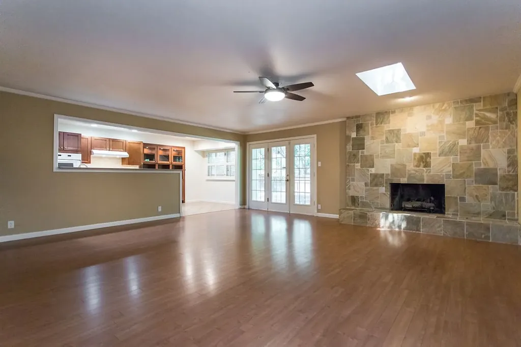 4225 Reaumur Drive Dallas TX 75229