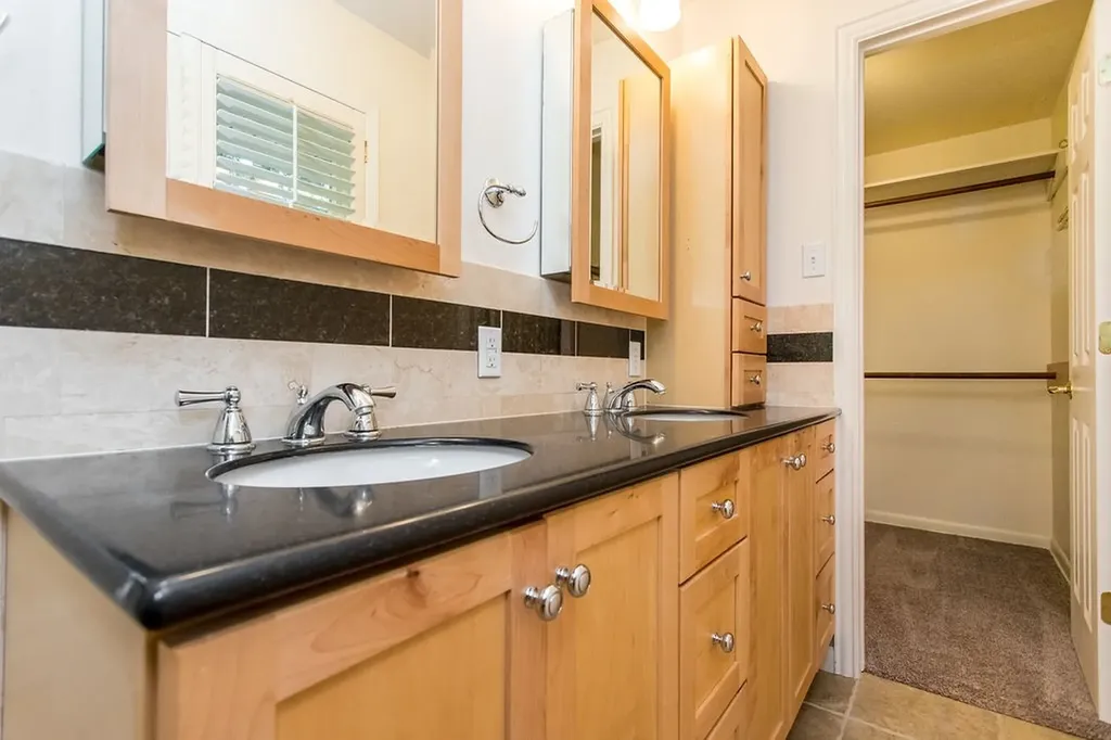 4225 Reaumur Drive Dallas TX 75229
