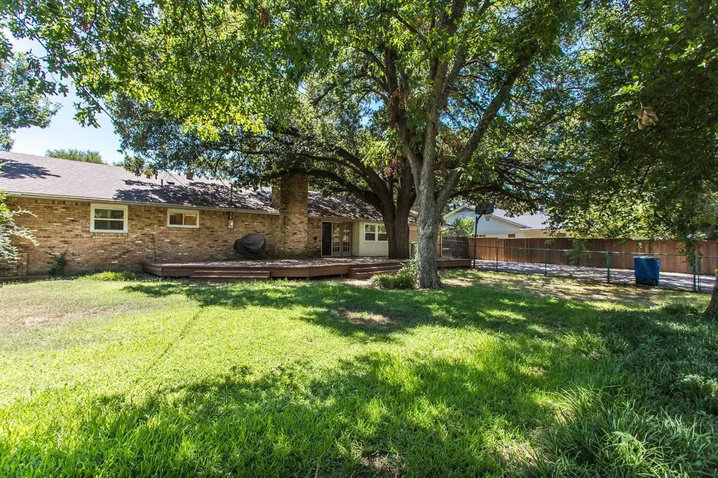 4225 Reaumur Drive Dallas TX 75229