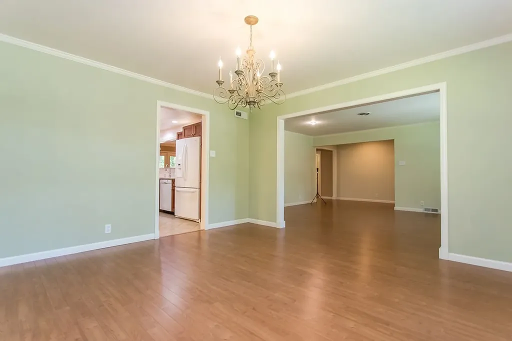 4225 Reaumur Drive Dallas TX 75229