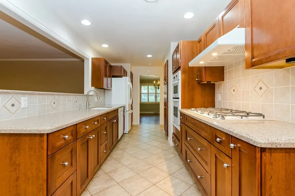 4225 Reaumur Drive Dallas TX 75229