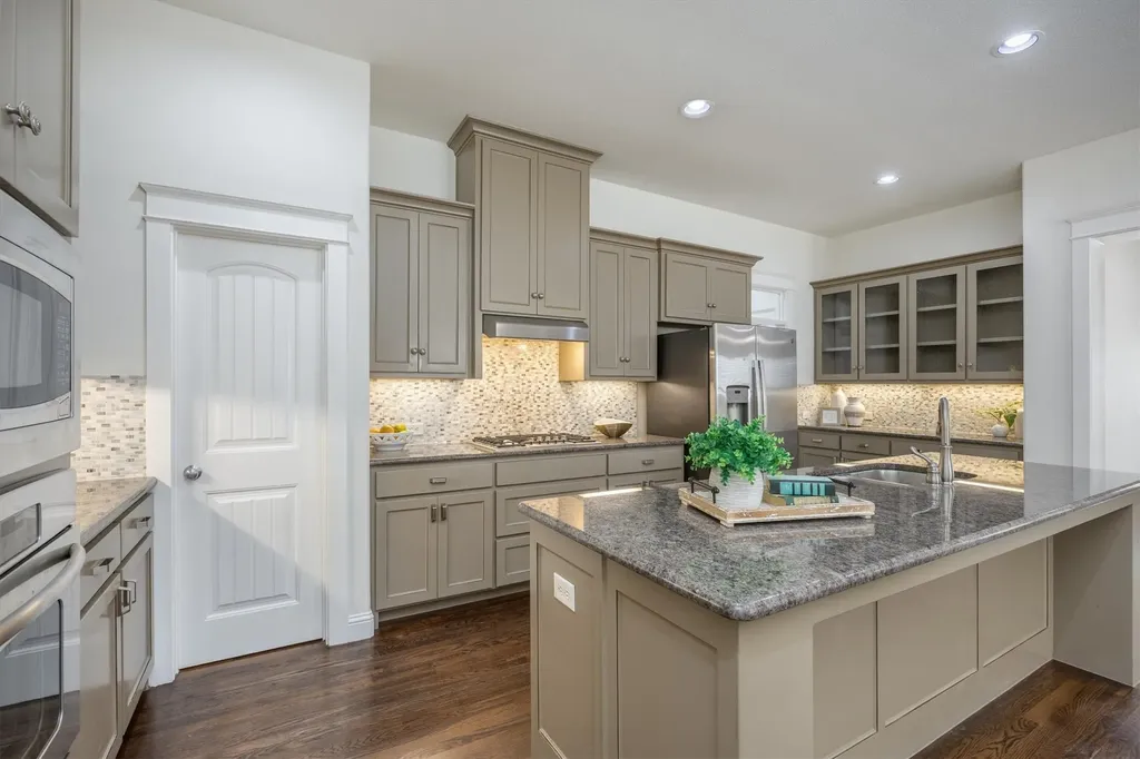 7112 Ripley Street Mckinney TX 75071