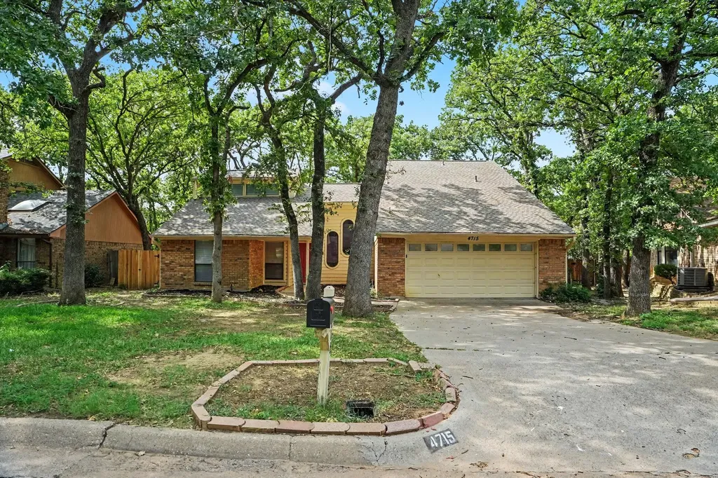 4715 Burning Springs Drive Arlington TX 76017