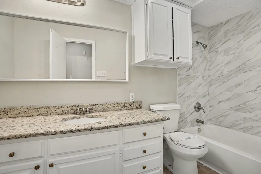 4715 Burning Springs Drive Arlington TX 76017