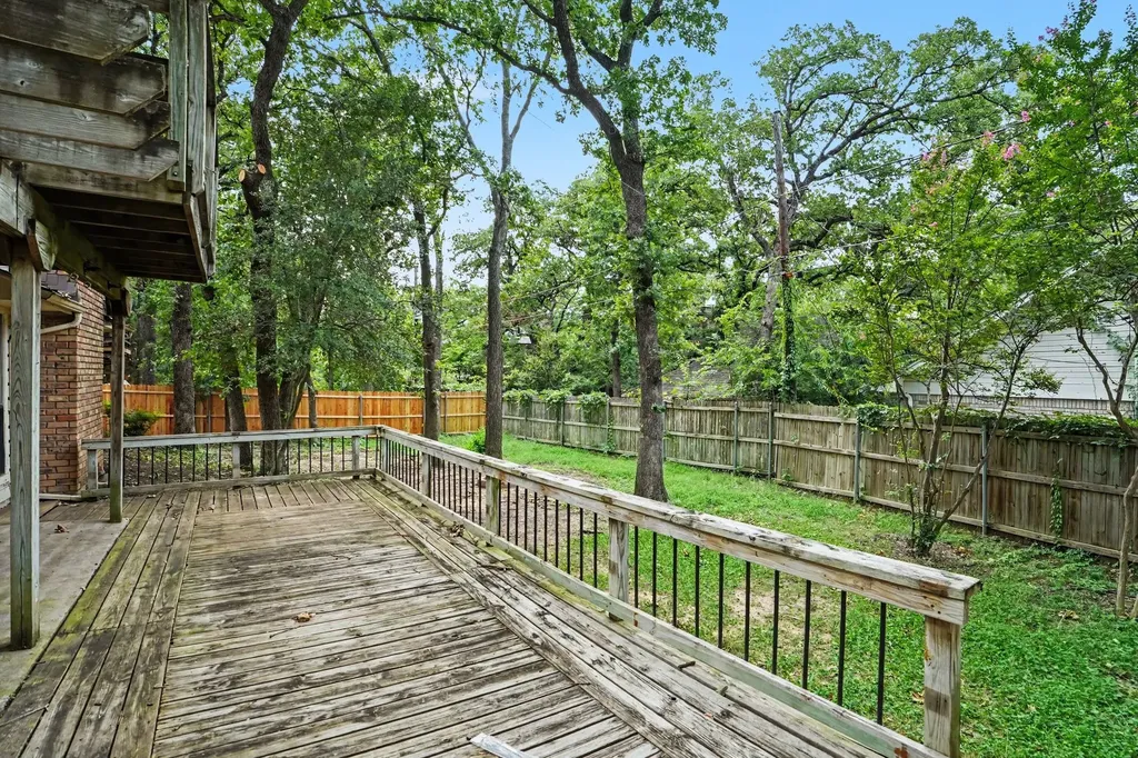 4715 Burning Springs Drive Arlington TX 76017