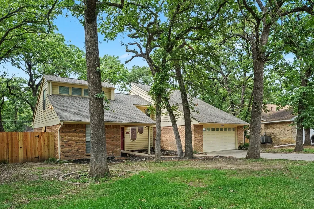 4715 Burning Springs Drive Arlington TX 76017