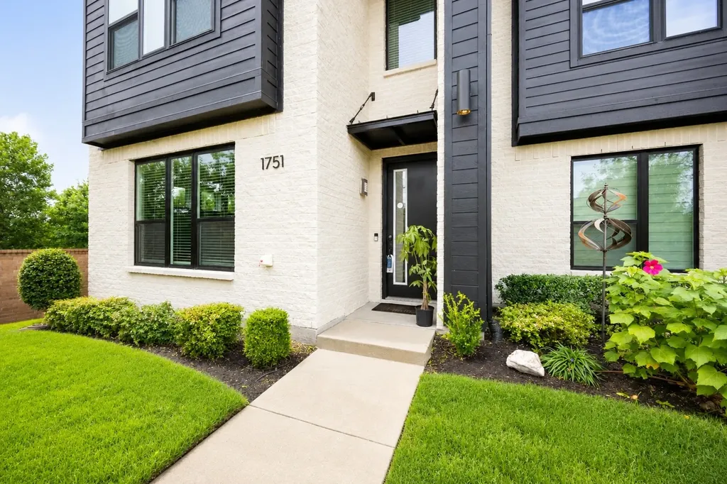 1751 Montgomery Drive Plano TX 75075