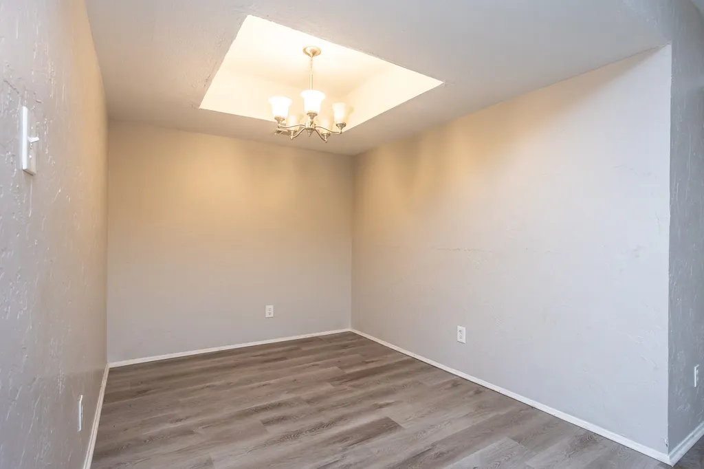 649 Eagle Drive Desoto TX 75115