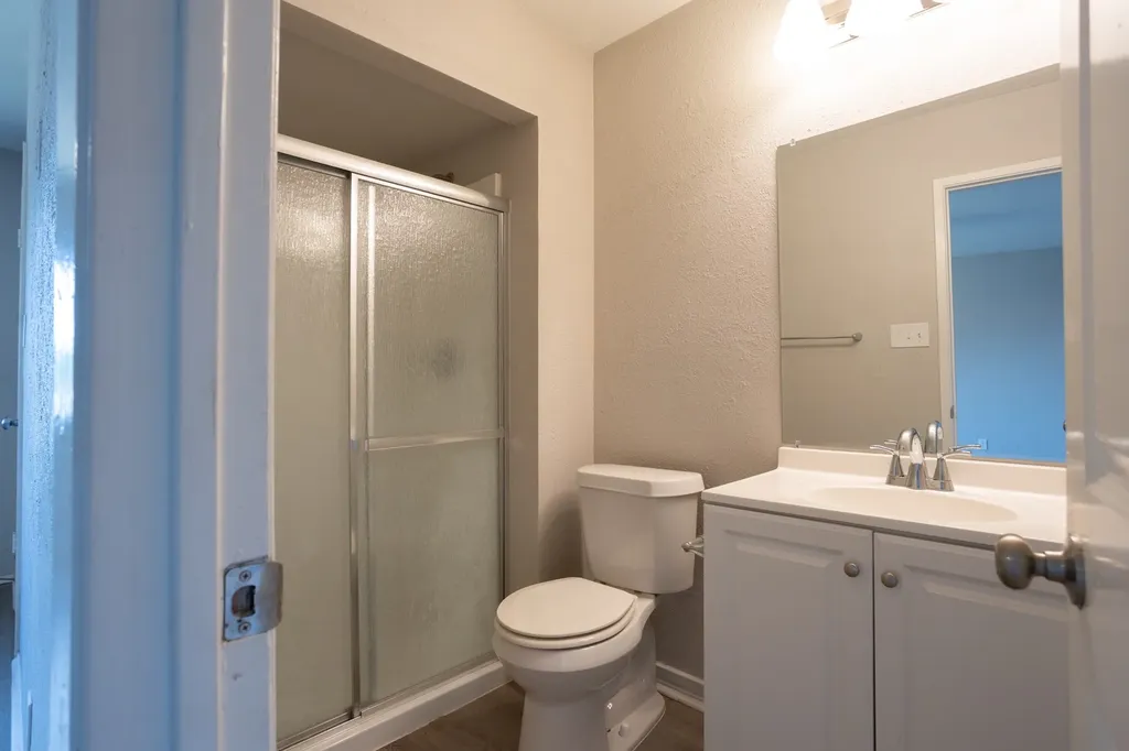 649 Eagle Drive Desoto TX 75115
