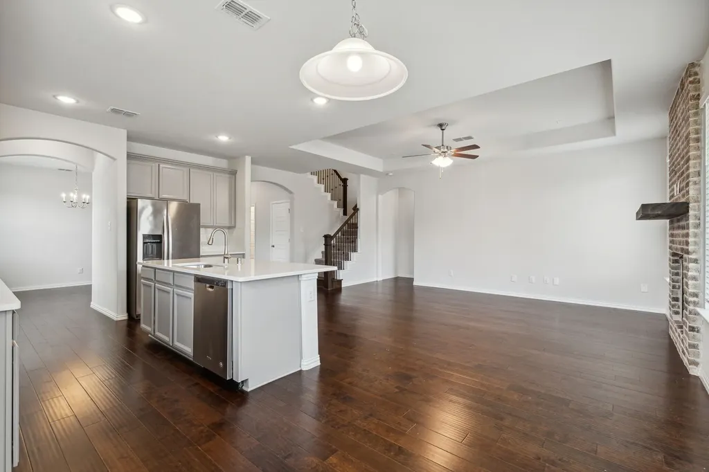 1833 Meadow Trail Lane Aubrey TX 76227